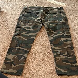 Fashion Nova Men's Camouflage Cargo Pants — Green Camo